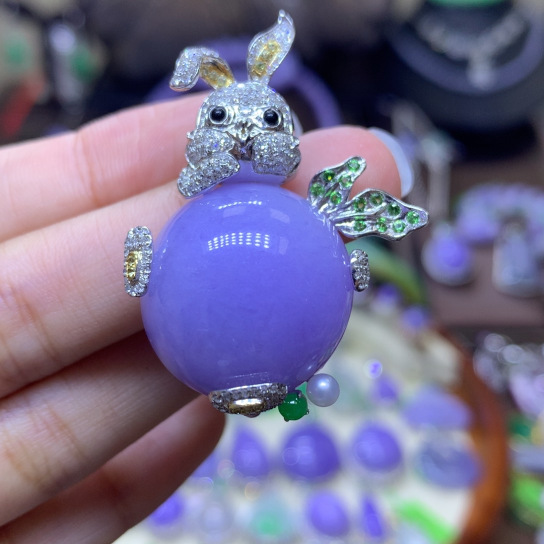 翡翠颈饰18K金镶嵌翡翠