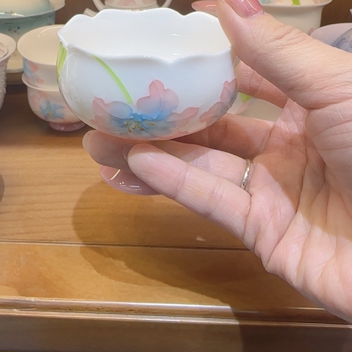 你看哈是不是有人去买