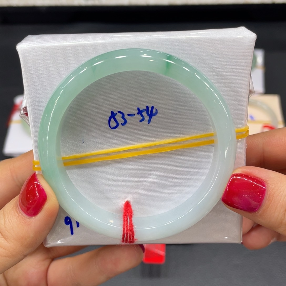 翡翠手镯未镶嵌缅甸天然a货翡翠