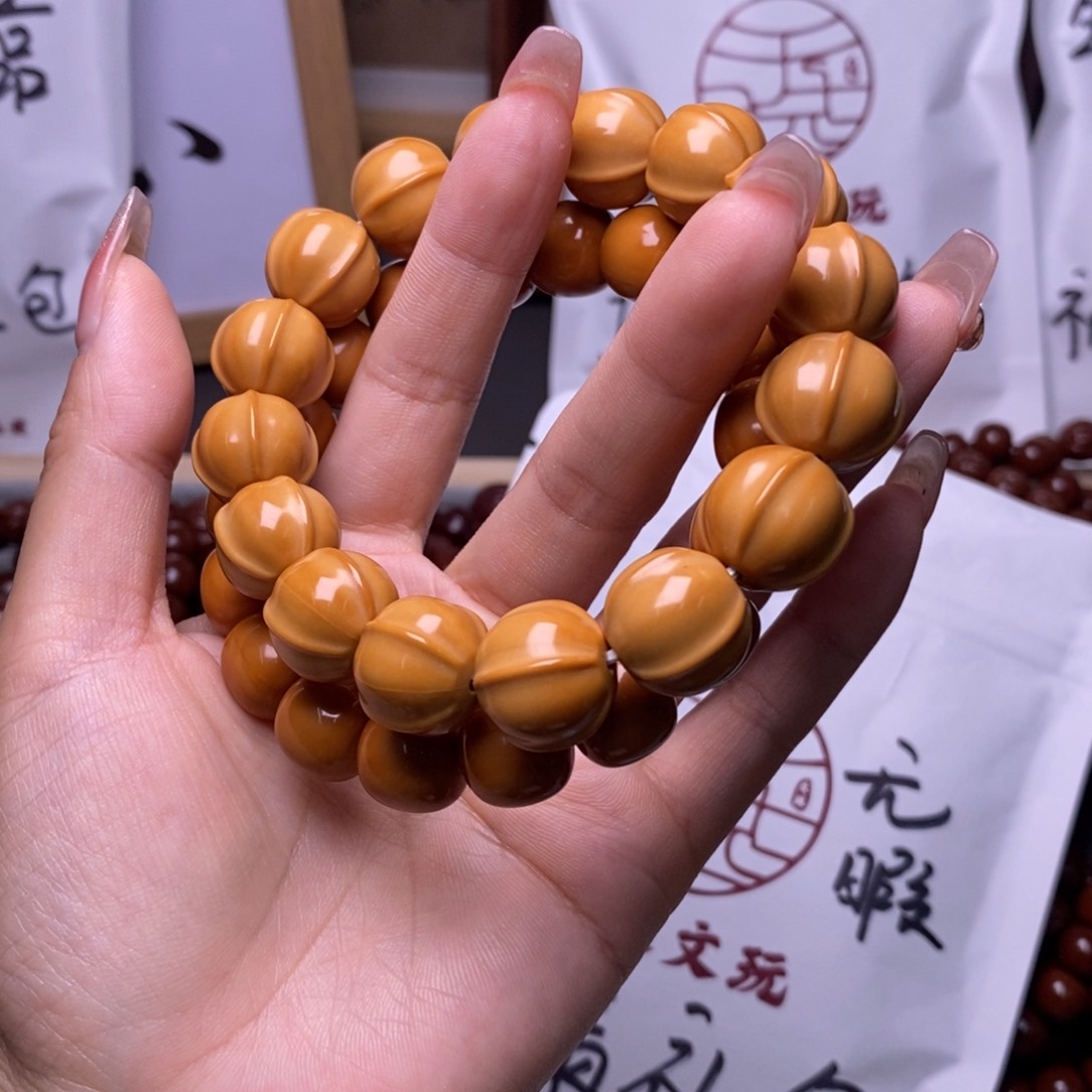 猴头核桃手串老型鲨鱼