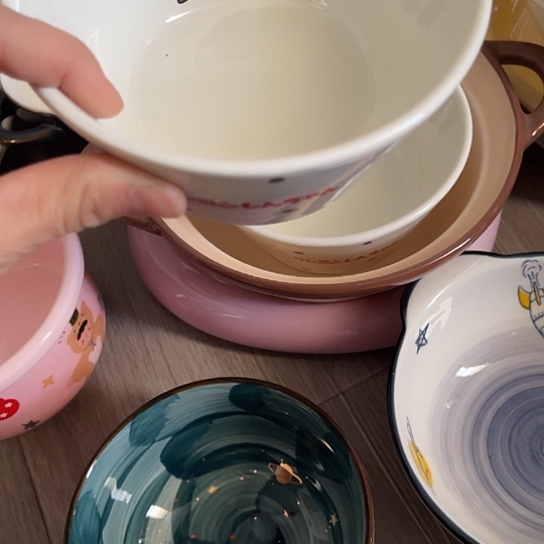 呱***叽瓷满25米包邮，默认微瑕