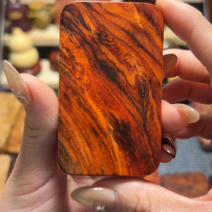 b***h交趾黄檀大红酸枝文玩牌子