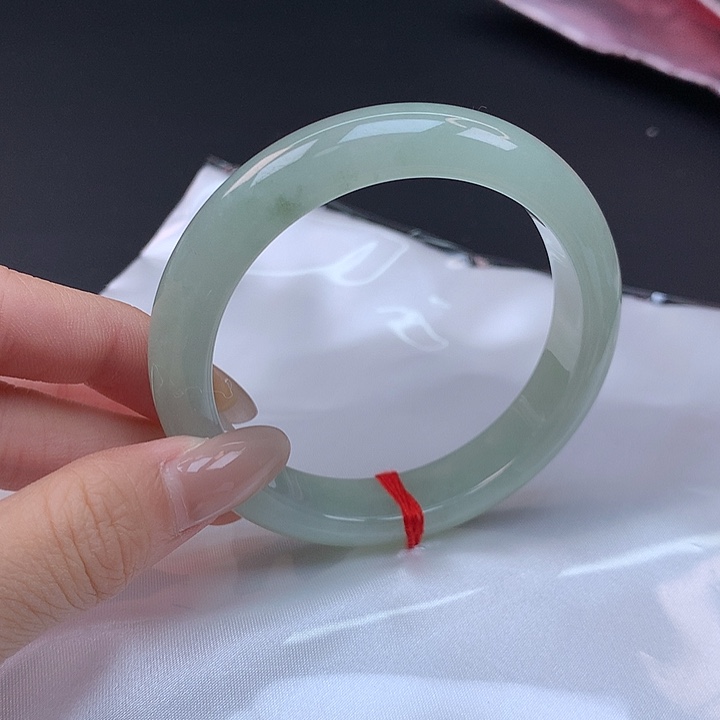 翡翠未镶嵌手镯57