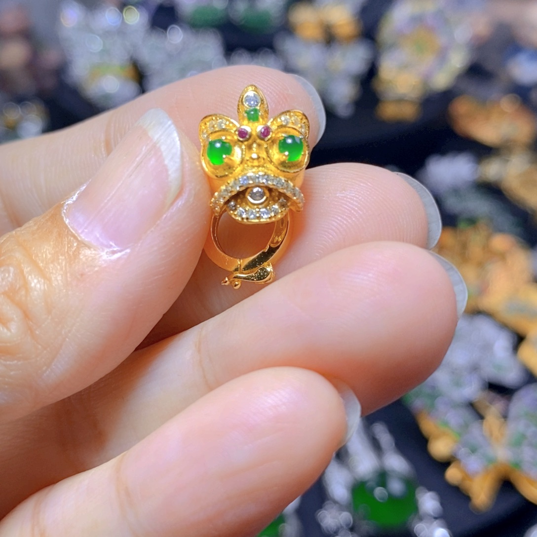 翡翠耳钉银S925镶嵌天然翡翠