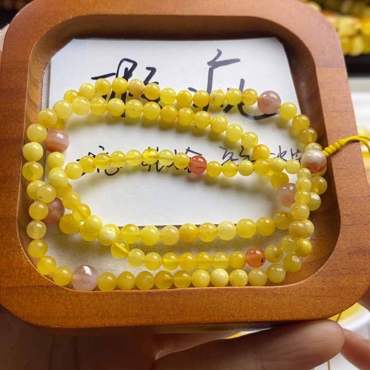 未镶嵌蜜蜡裸石尺寸4加，瑕疵珠，10.1g