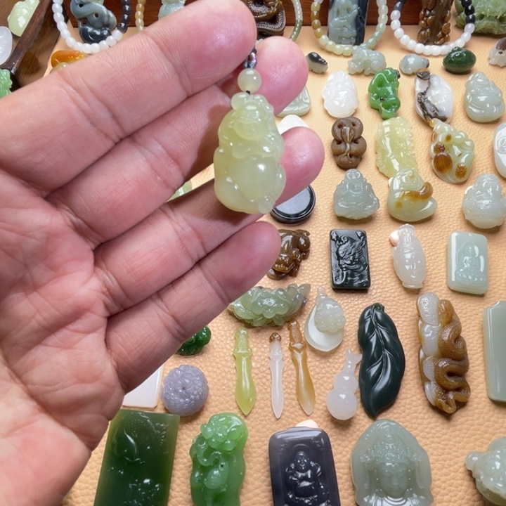 和田玉颈饰未镶嵌定制款