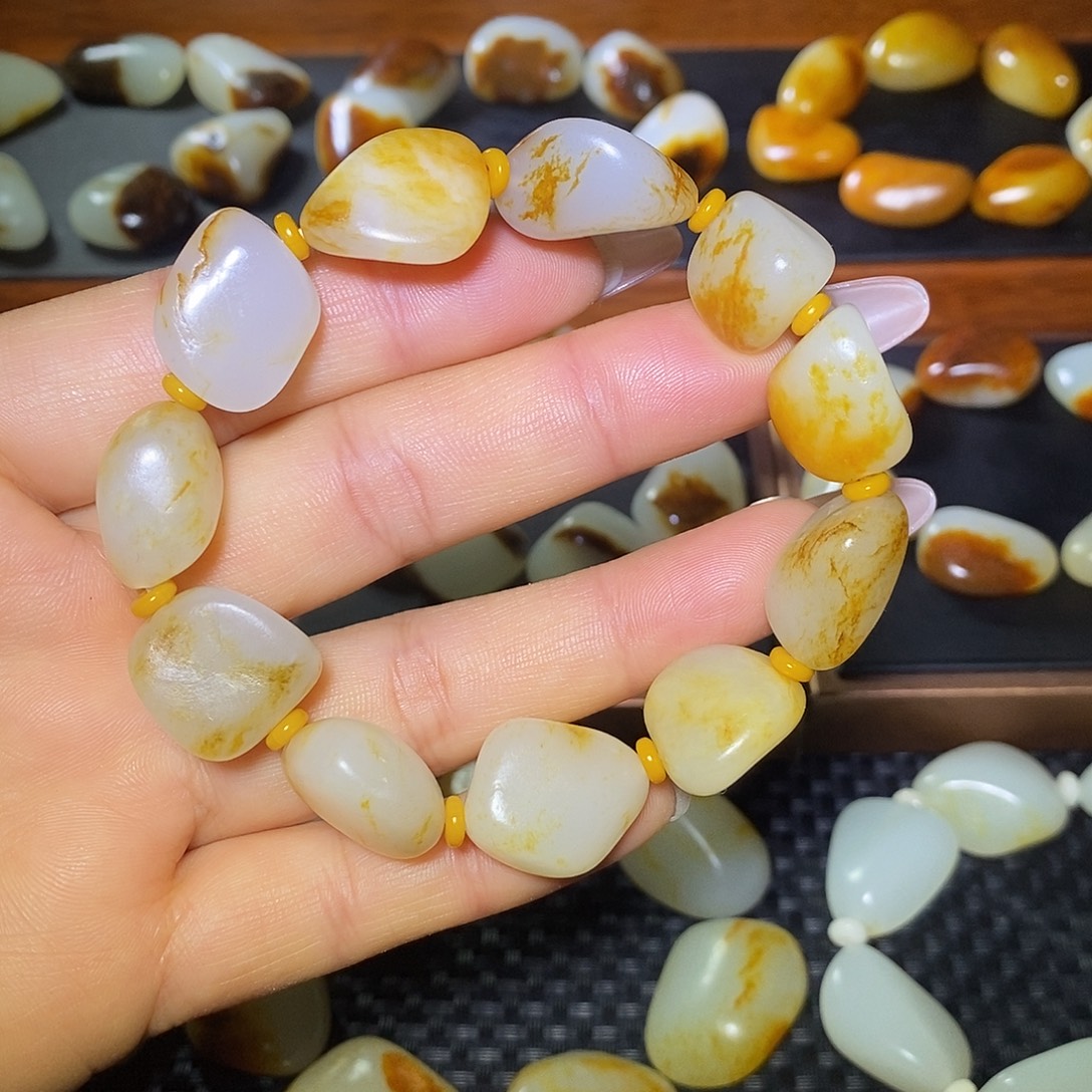 和田玉未镶嵌手链