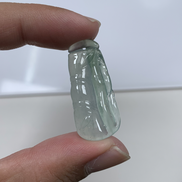 冰种起光竹节吊坠冰感好女生百搭佩戴珠光宝气尺寸35x15x4.8