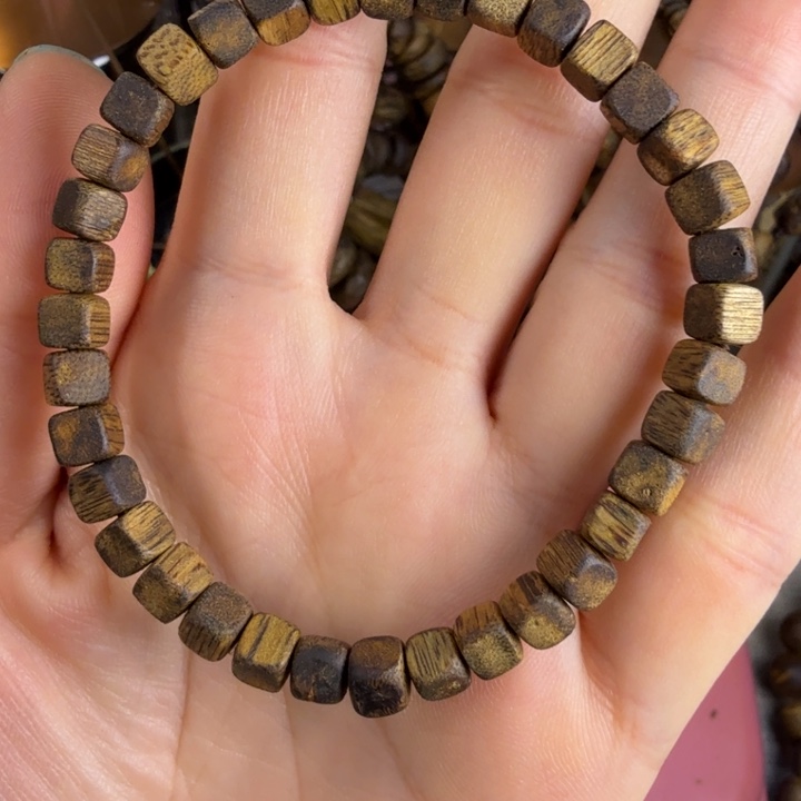 沉香沉香碎屑莺歌绿奇楠福利05小方糖