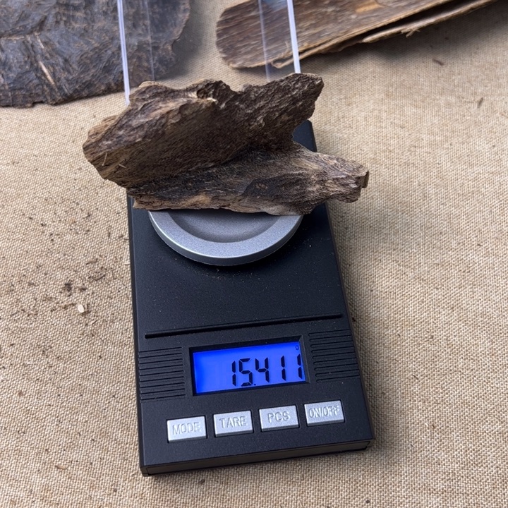 沉香碎屑沉香土沉树根油15g+