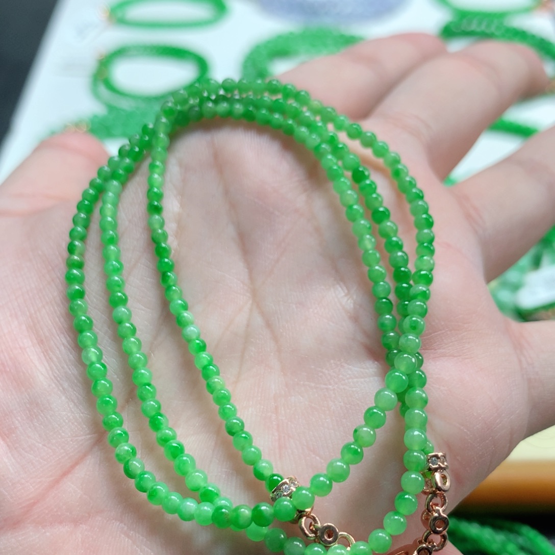 翡翠未镶嵌手链翡翠