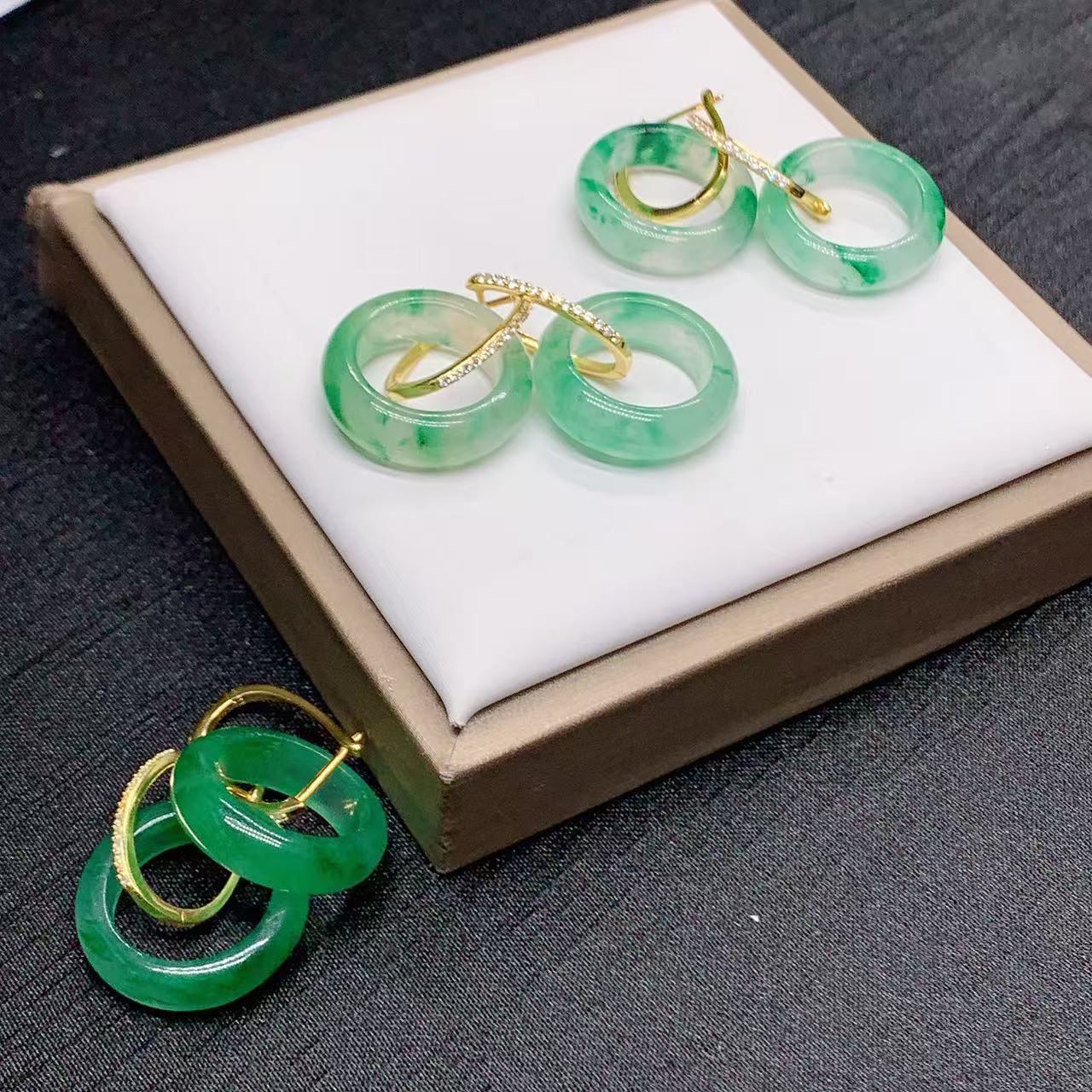 天然非洲翠冰飘花｜s925银｜戒圈耳环一对｜多样性发其一｜