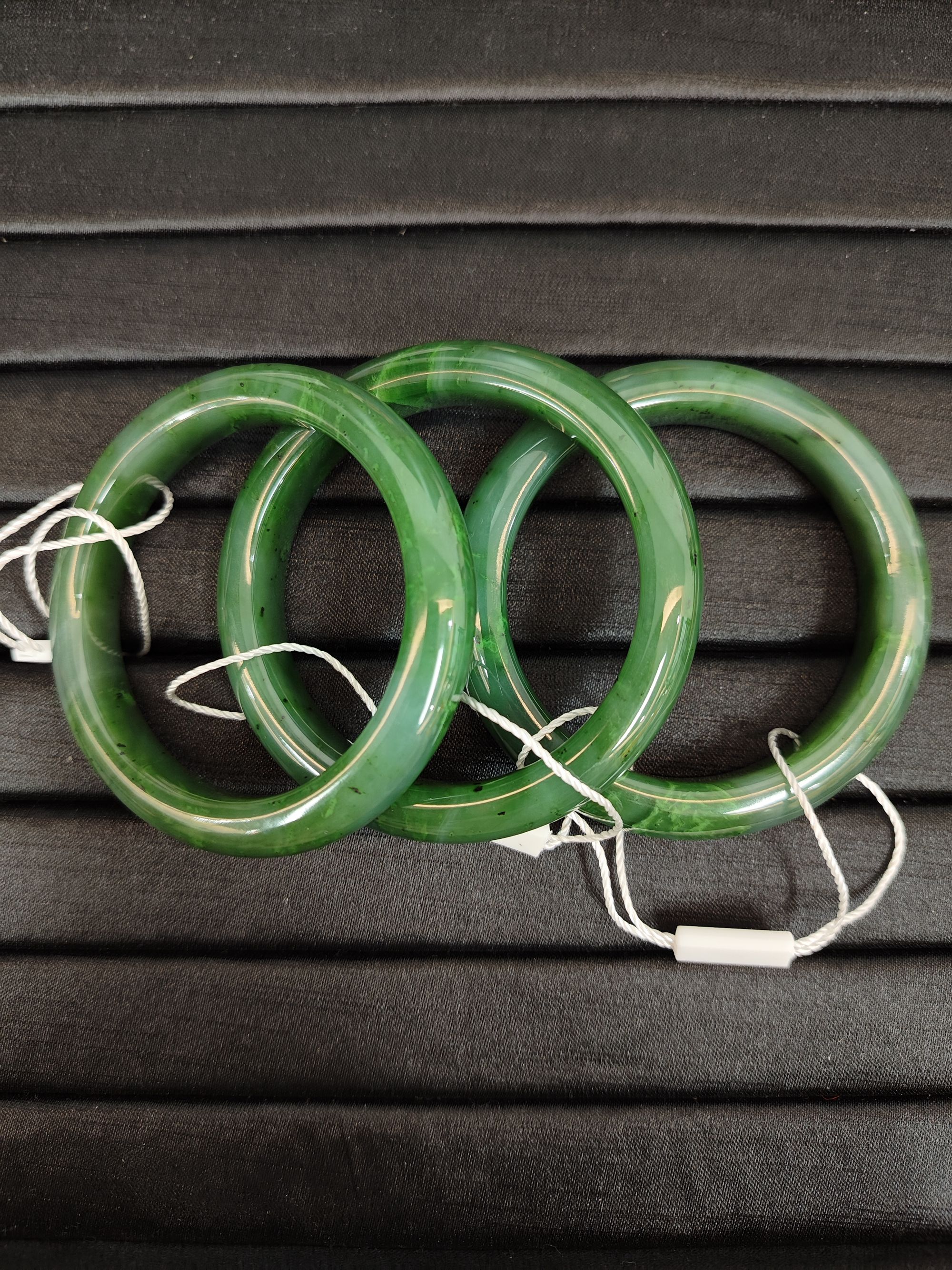 猕猴桃碧玉手镯（多样性一件发货）