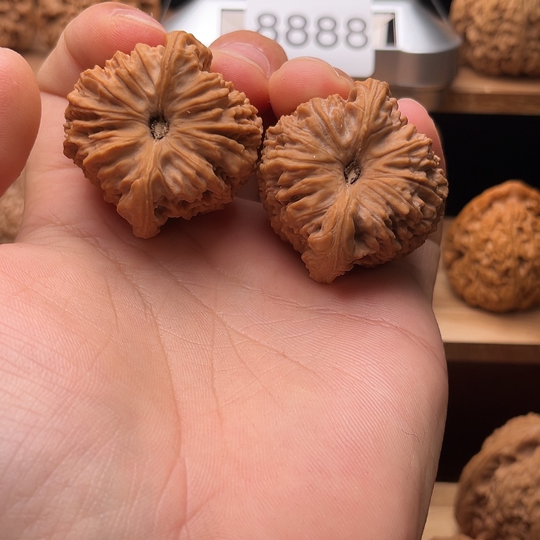 文玩核桃吊坠凹底高炮