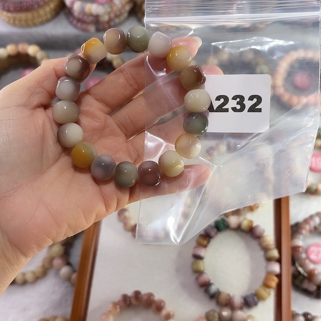 ****斌菩提根/象牙果吊坠