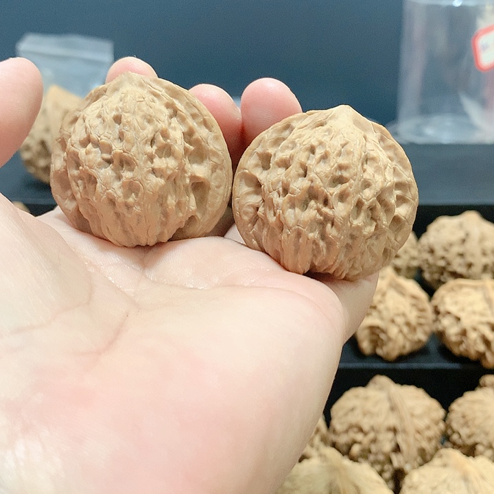 文玩核桃吊坠40公子帽