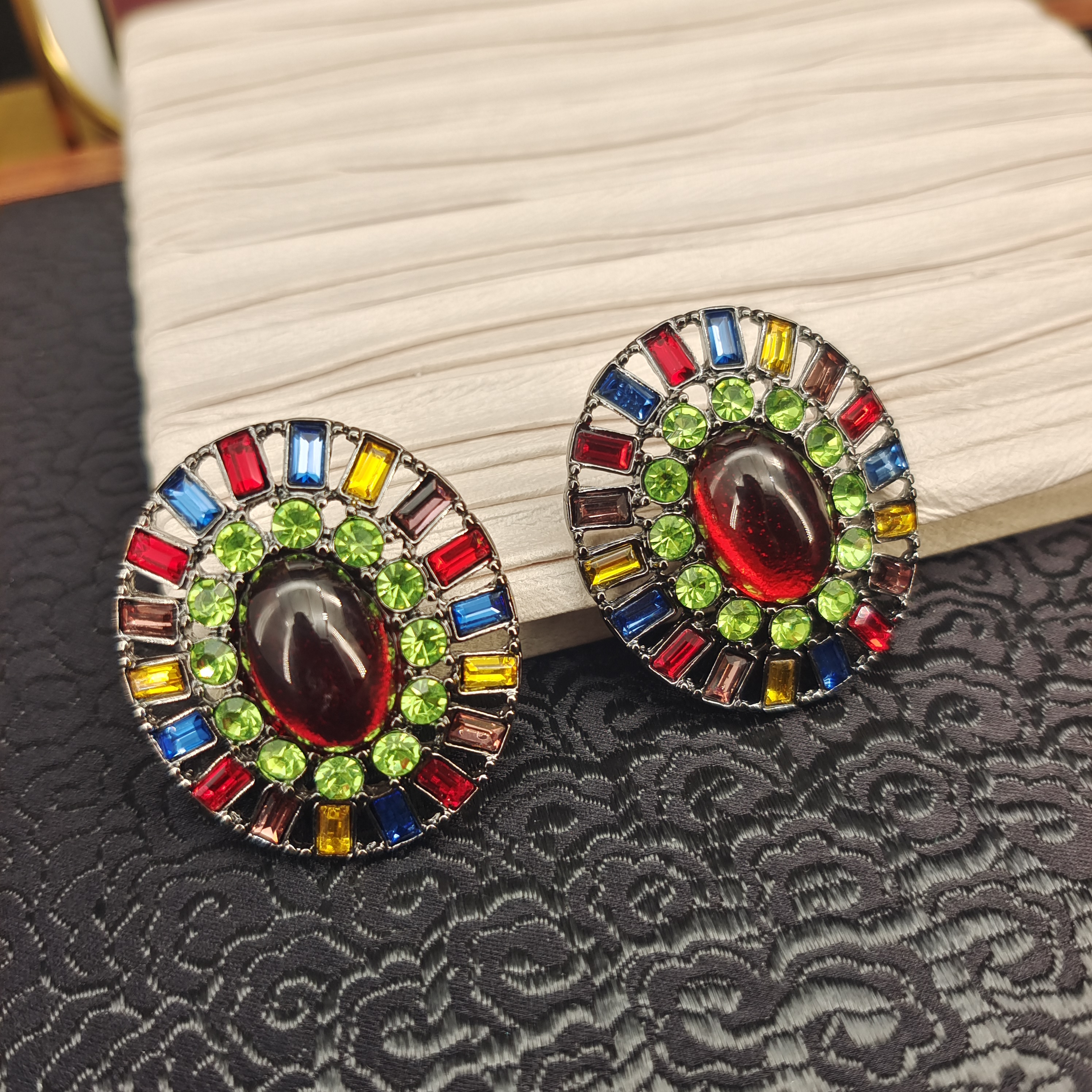 铜合金耳饰 气质女人镂空椭圆绚烂彩钻耳环ST368