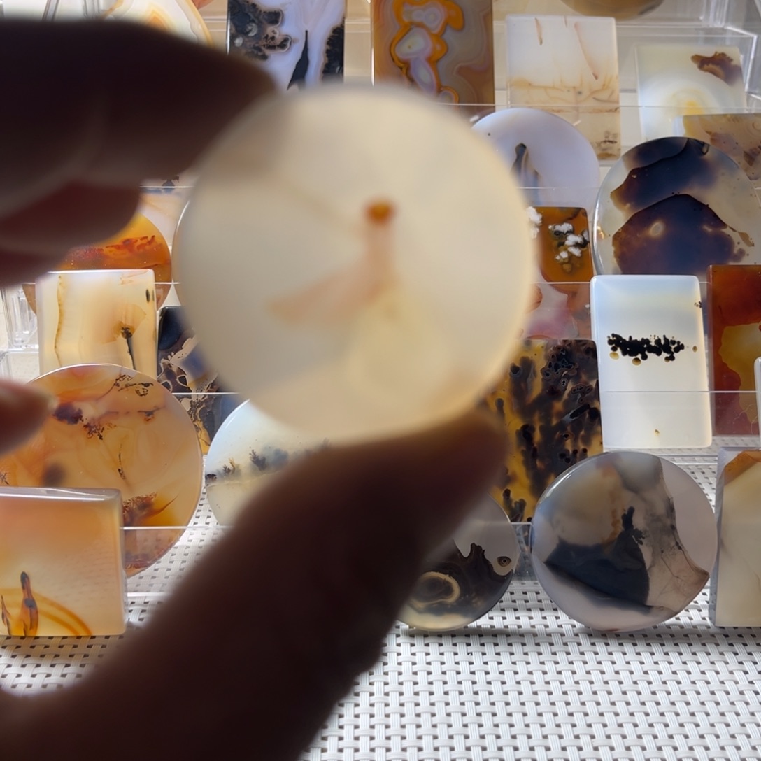 玛瑙/玉髓未镶嵌吊坠(不含链)