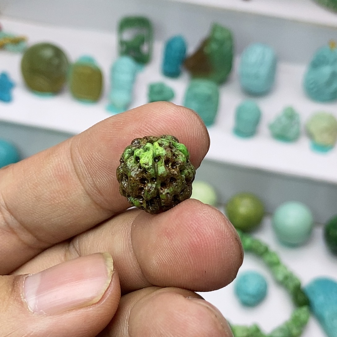 绿松石珠宝奇石未镶嵌