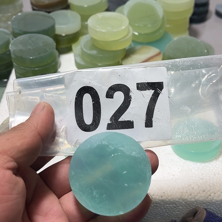 惜***念蛇纹石玉未镶嵌珠宝半成品