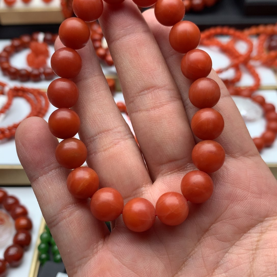南红玛瑙手链，多样性发货一个未镶嵌爱****薯