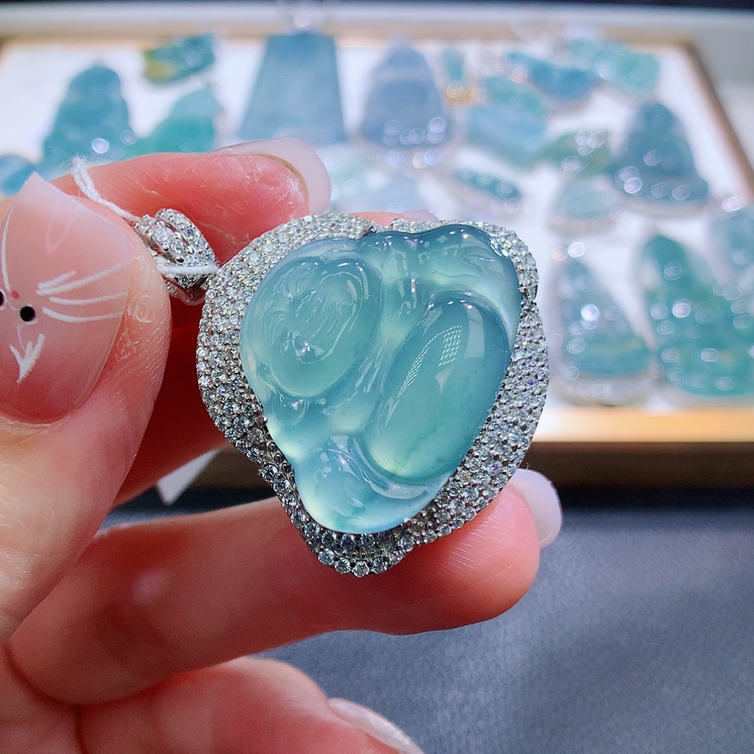 翡翠颈饰银S925镶嵌翡翠