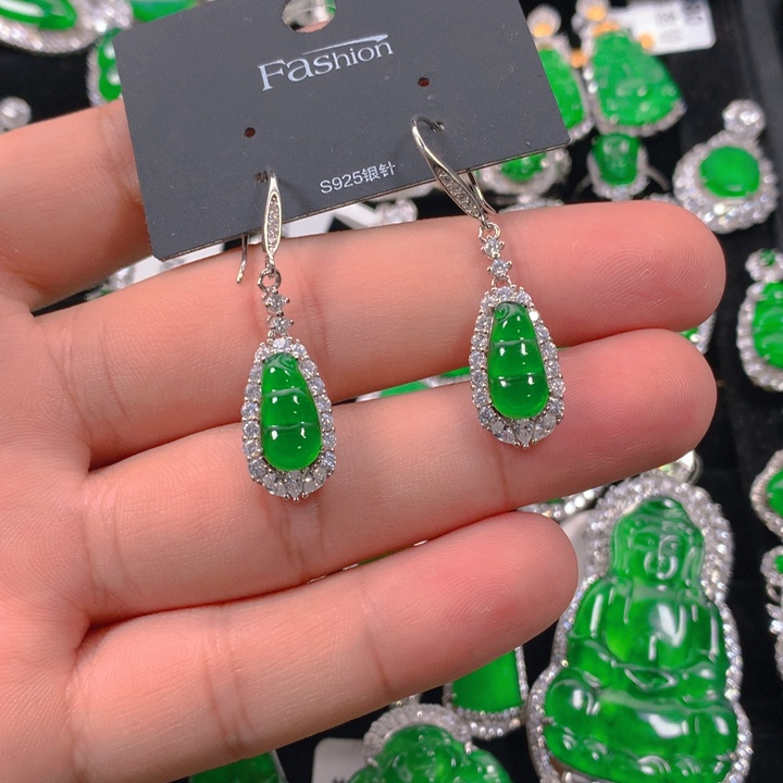 翡翠颈饰银S925镶嵌福豆