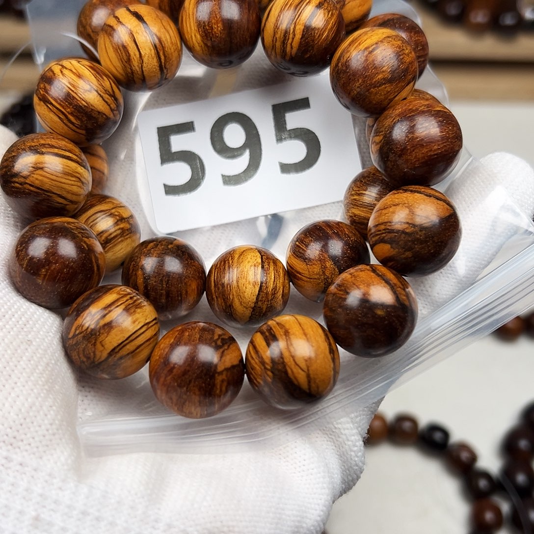 贡木其他1.8巴贡手串发其一