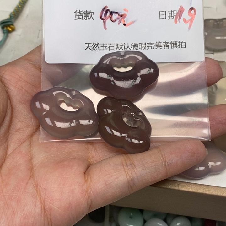 毛****玛瑙/玉髓未镶嵌颈饰