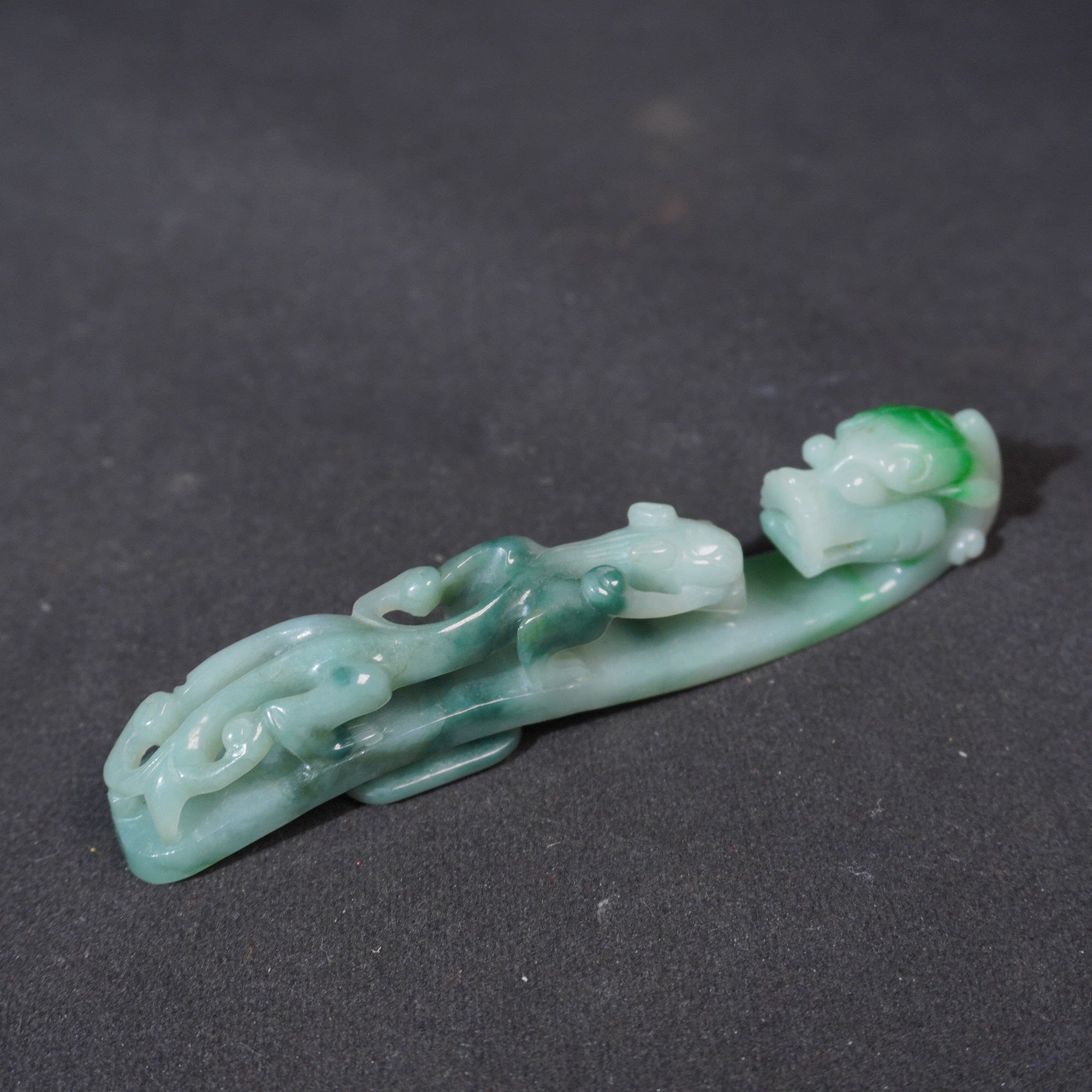 4NP14   清   翡翠苍龙教子带钩