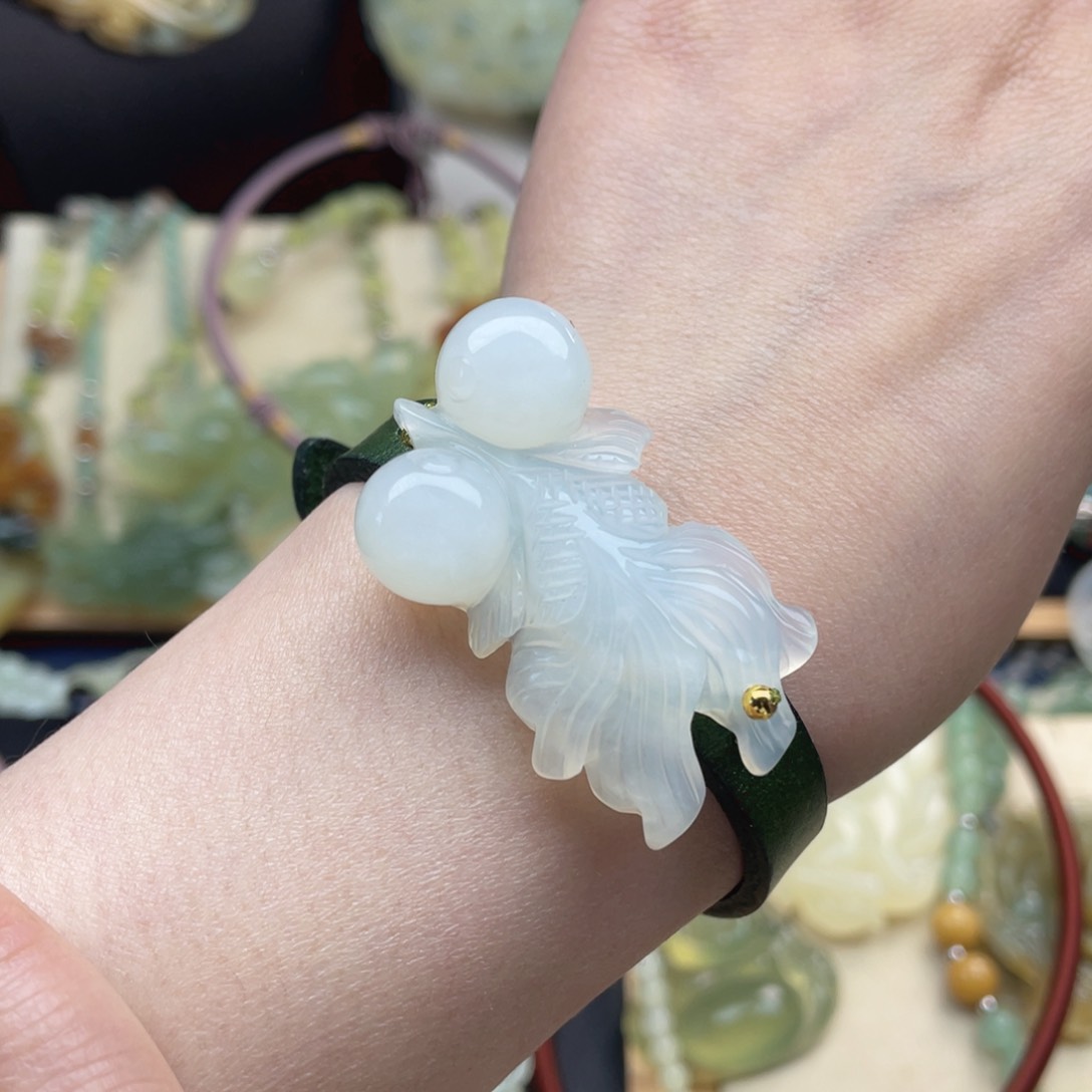 蛇纹石玉手链未镶嵌