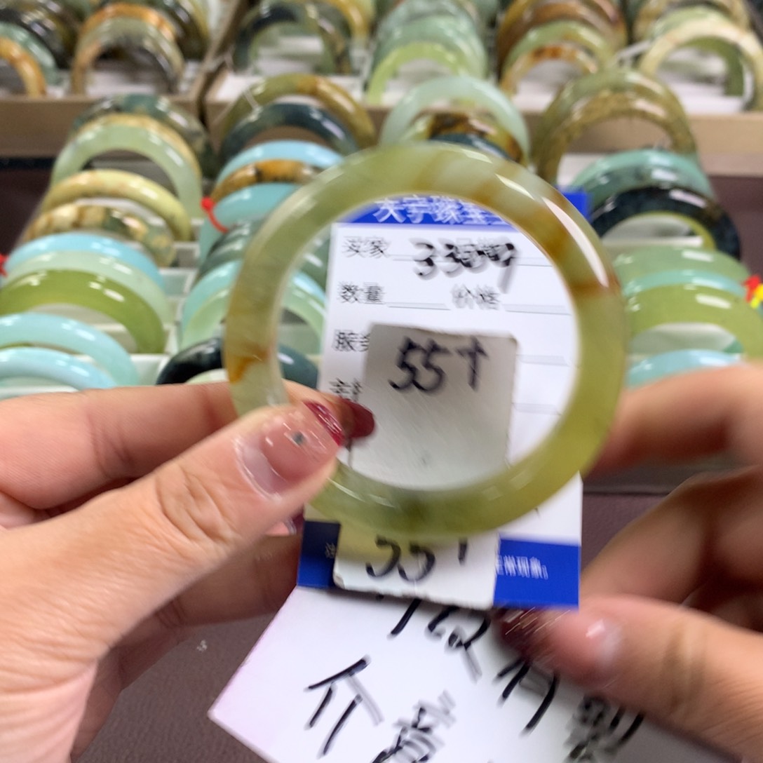 蛇纹石玉手镯未镶嵌3309