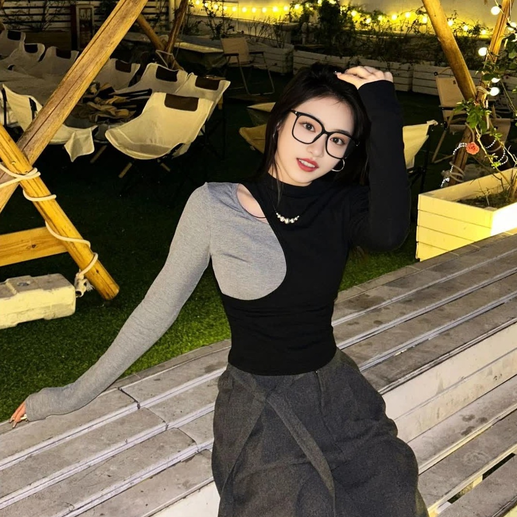 【黑灰拼接】秋季新款假两件不规则设计打底衫显瘦长袖上衣