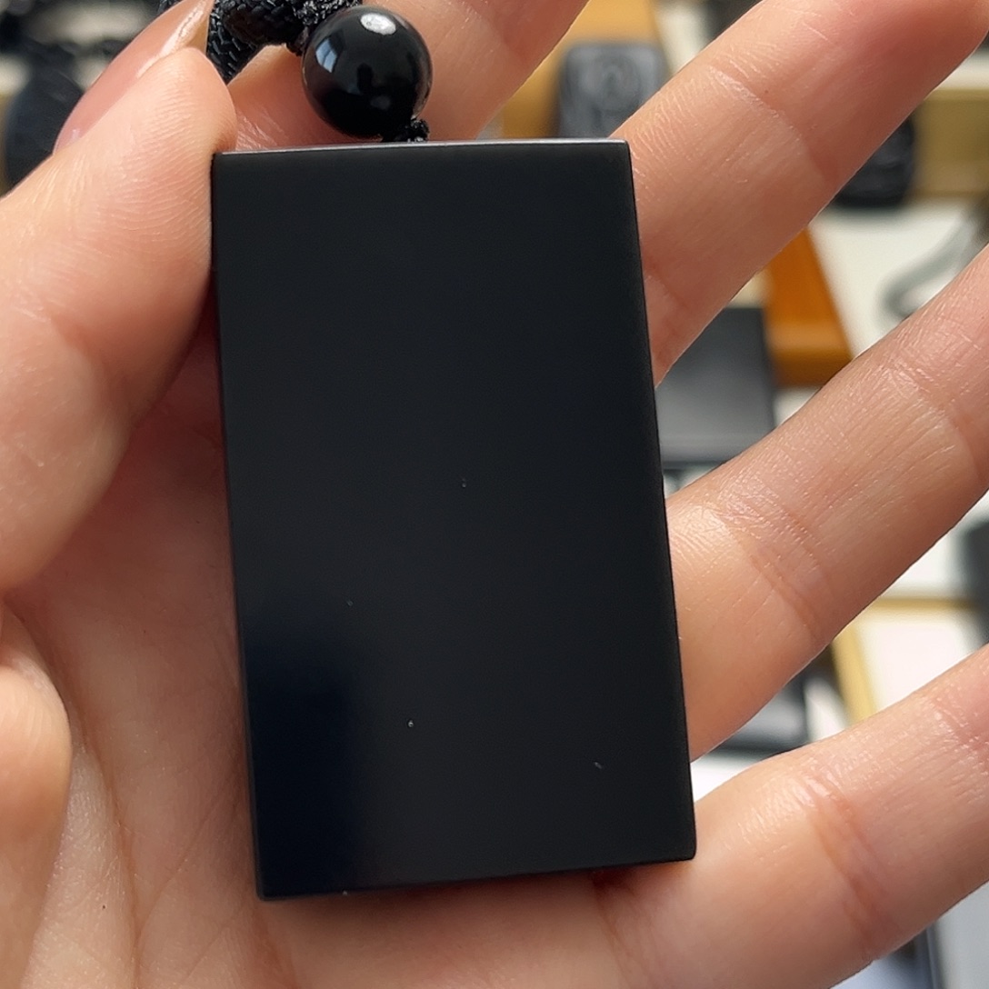 颈饰未镶嵌和田玉（墨玉）35钢板