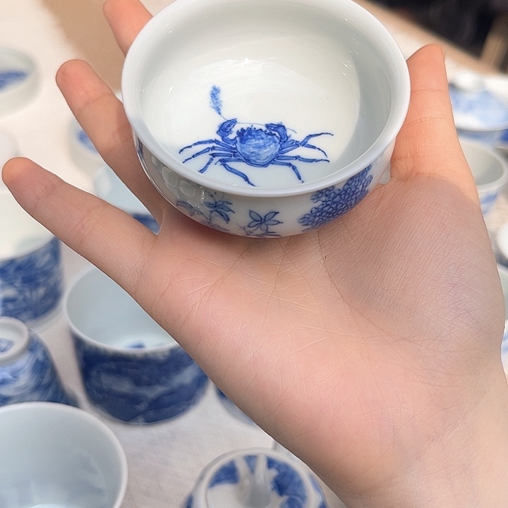 杯子。。。。。。。。。。。。。。。。