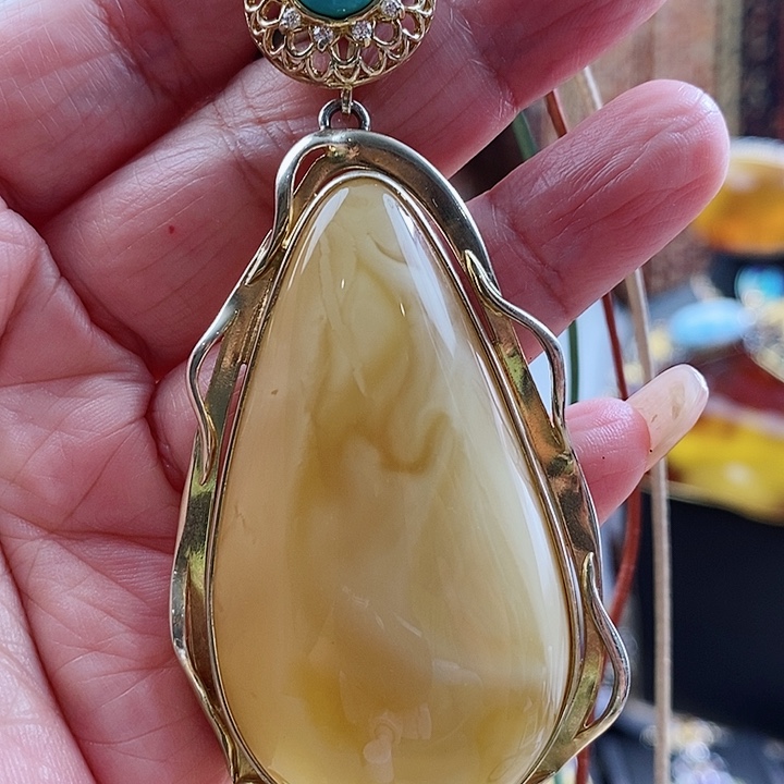 琥珀颈饰银S925镶嵌吊坠