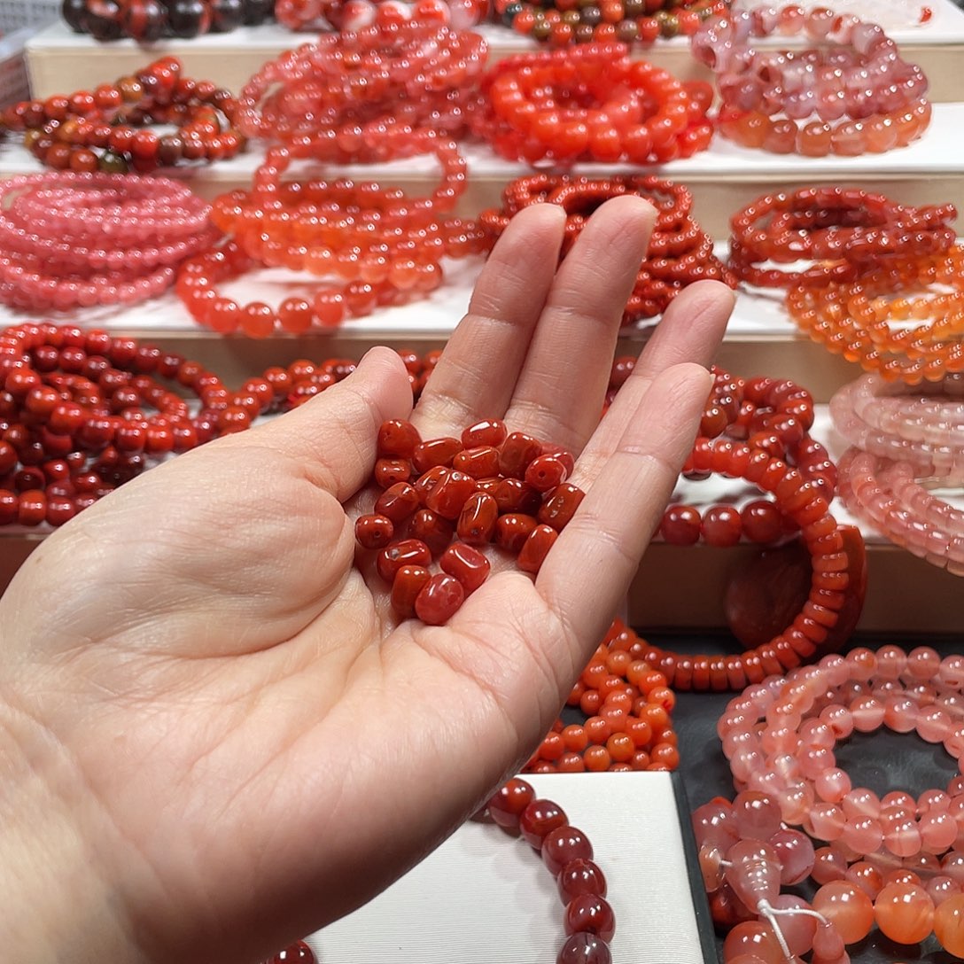 南红玛瑙未镶嵌手链