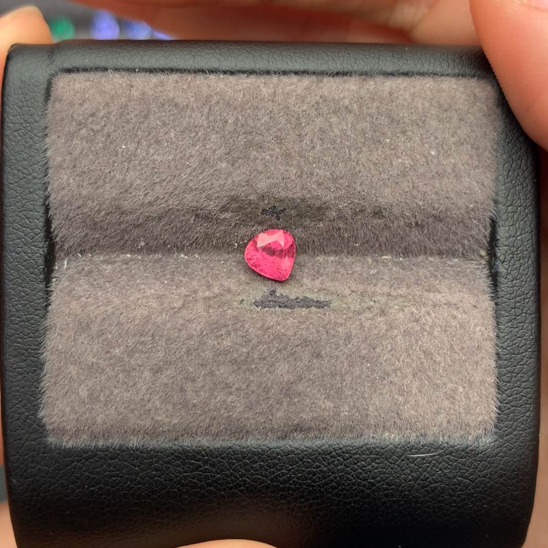裸石红宝石无烧红宝石0.86ct