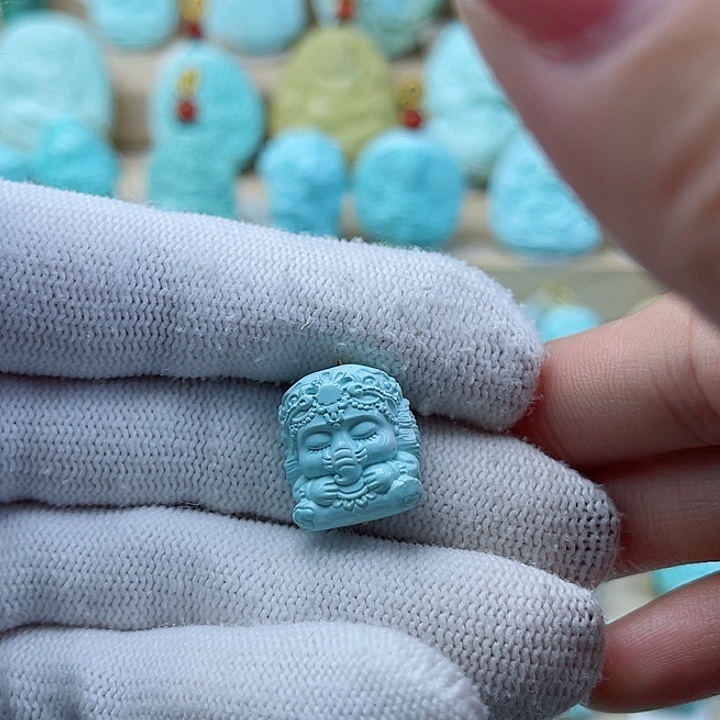 未镶嵌绿松石珠宝奇石