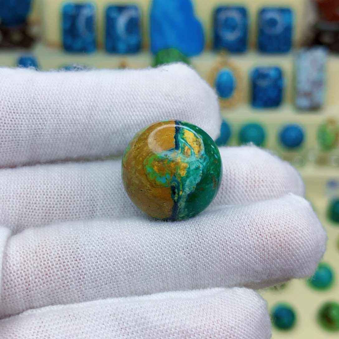 绿松石绿松石未镶嵌