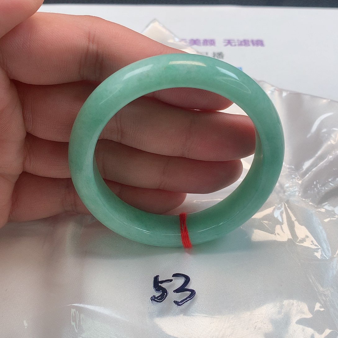 翡翠手镯未镶嵌271号