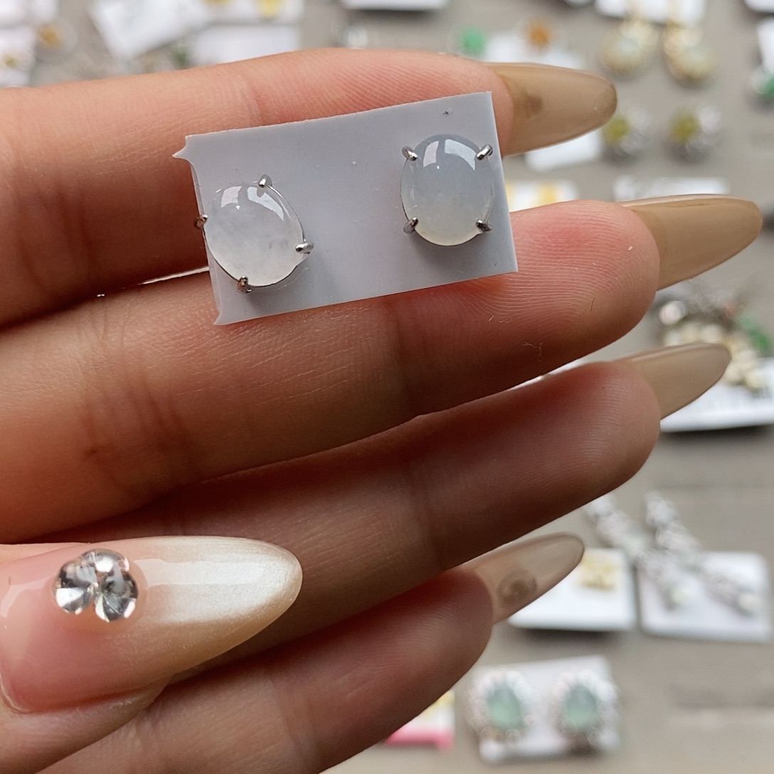 翡翠未镶嵌戒指翡翠