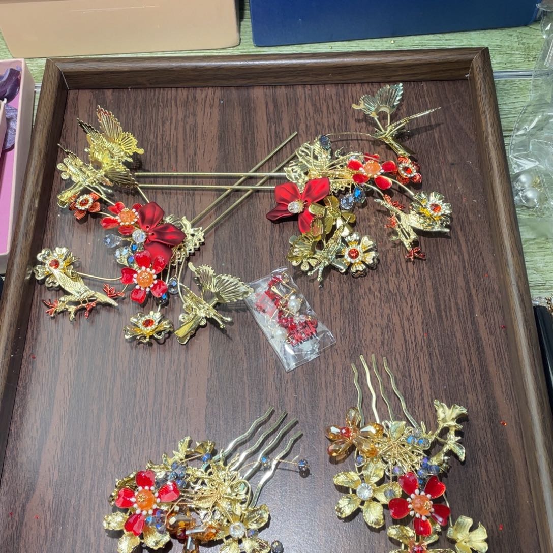 混合材质新娘头饰默认微瑕不退换