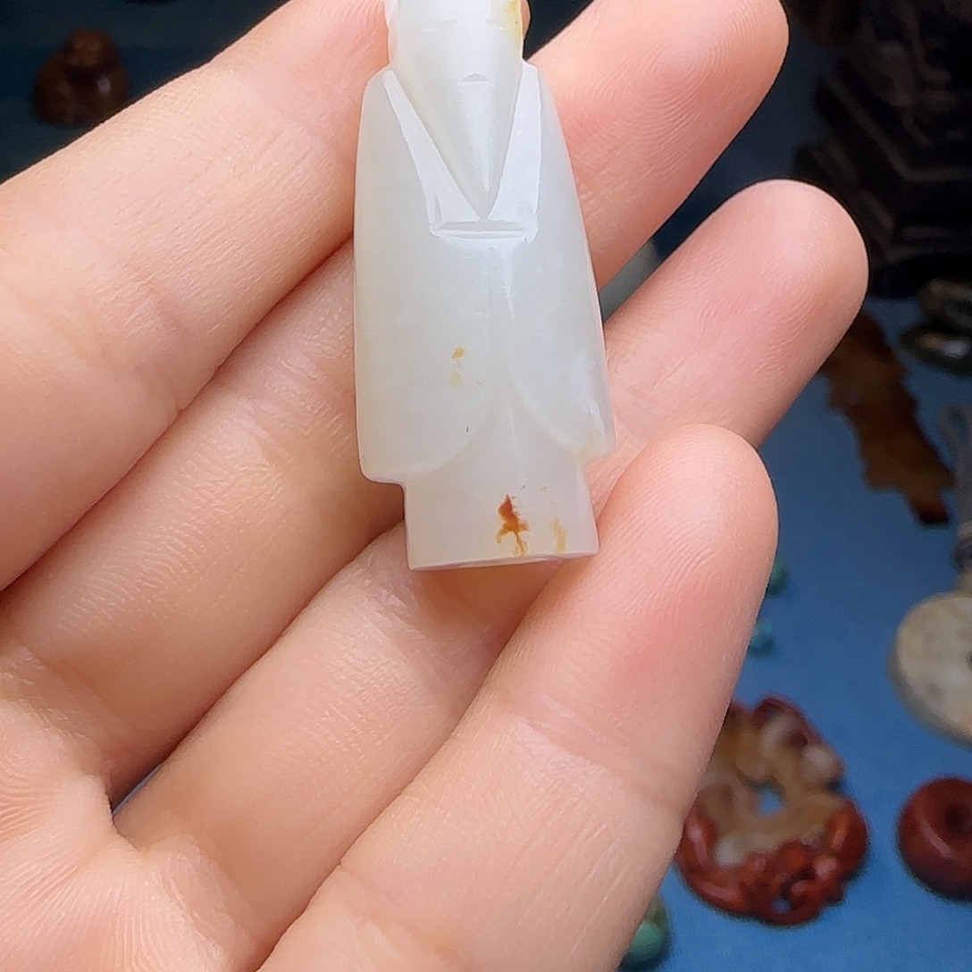 用***2和田玉未镶嵌颈饰