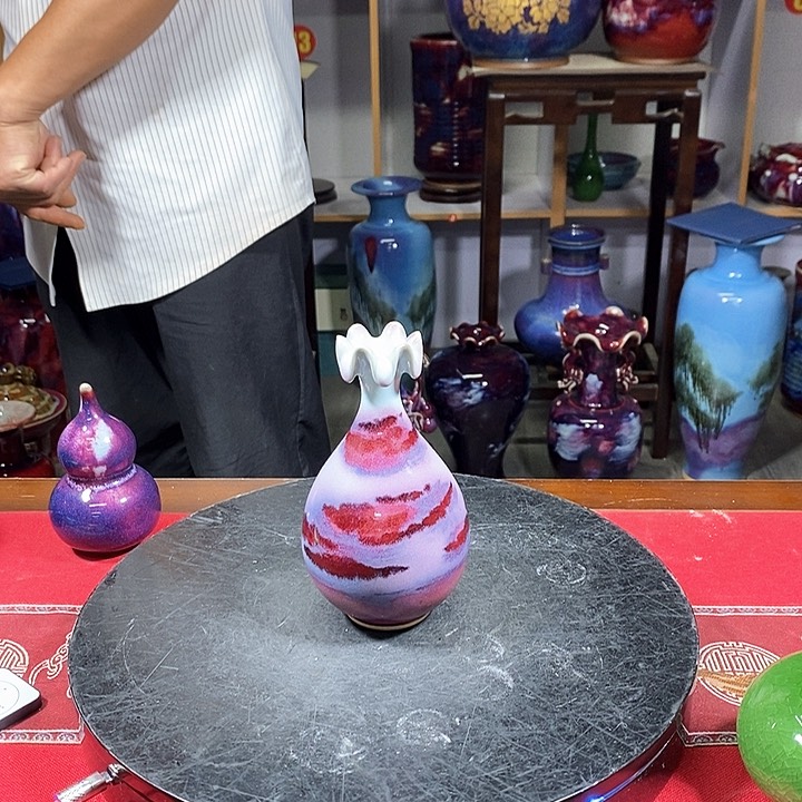 瓶中国神垕精品钧瓷