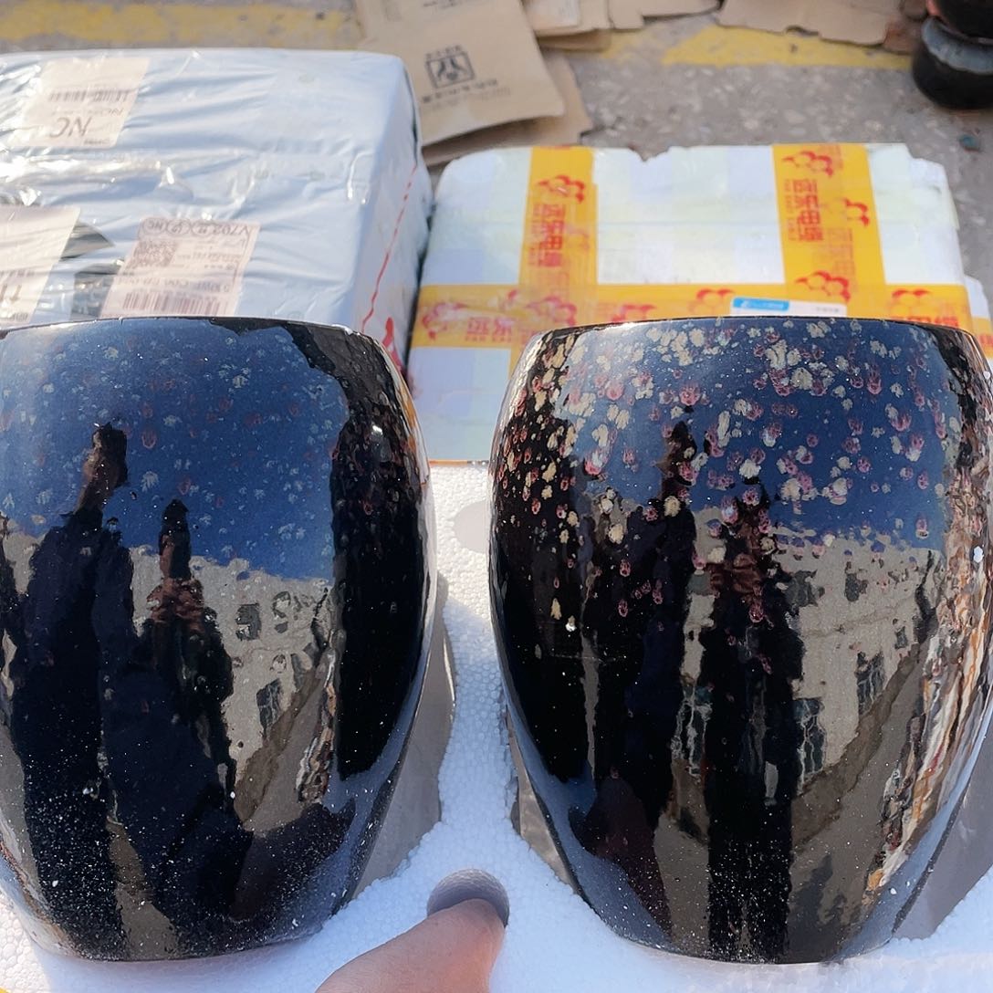 宜兴紫砂粗陶。宜兴