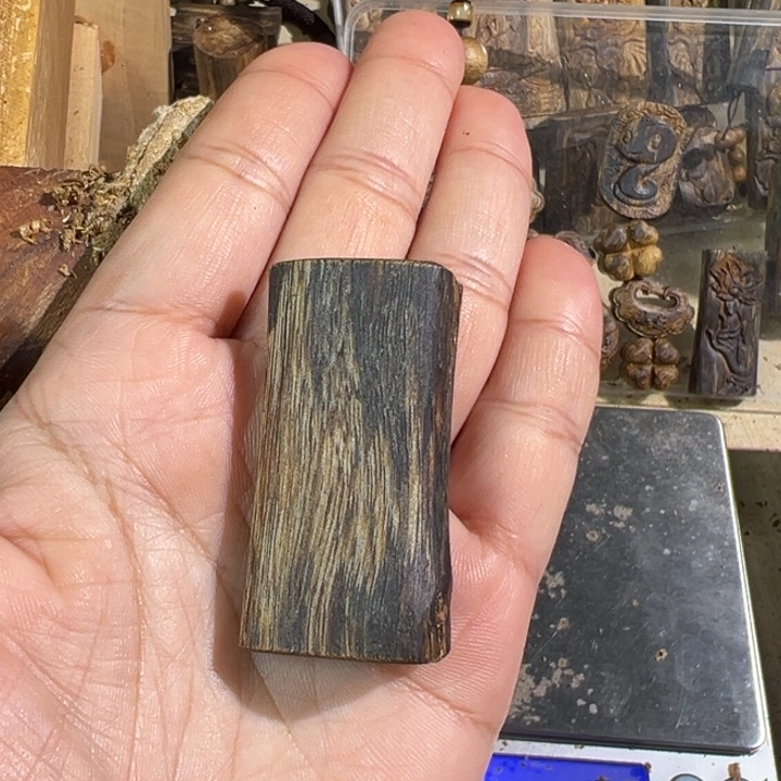 沉香吊坠白棋楠沉香吊坠7.4克