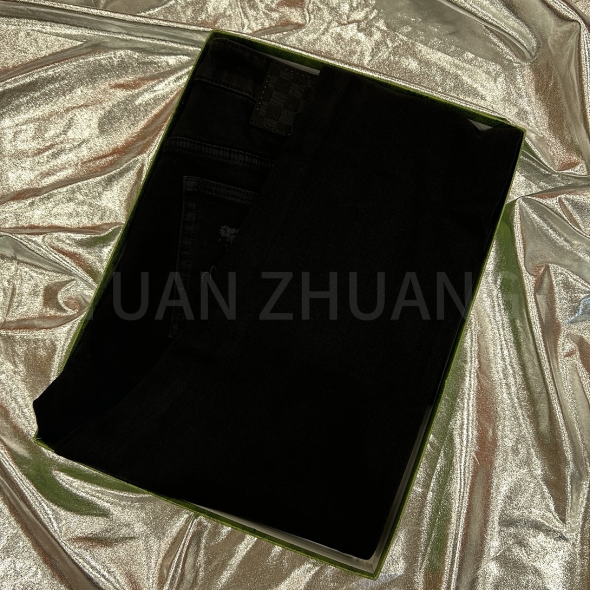 爆（小L89587）秋冬新款时尚百搭轻奢潮牌中腰磨毛小直筒洗水牛