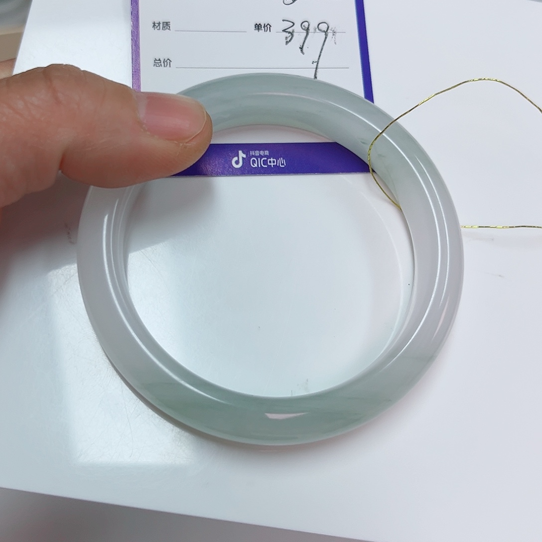 石英质玉手镯未镶嵌?****?