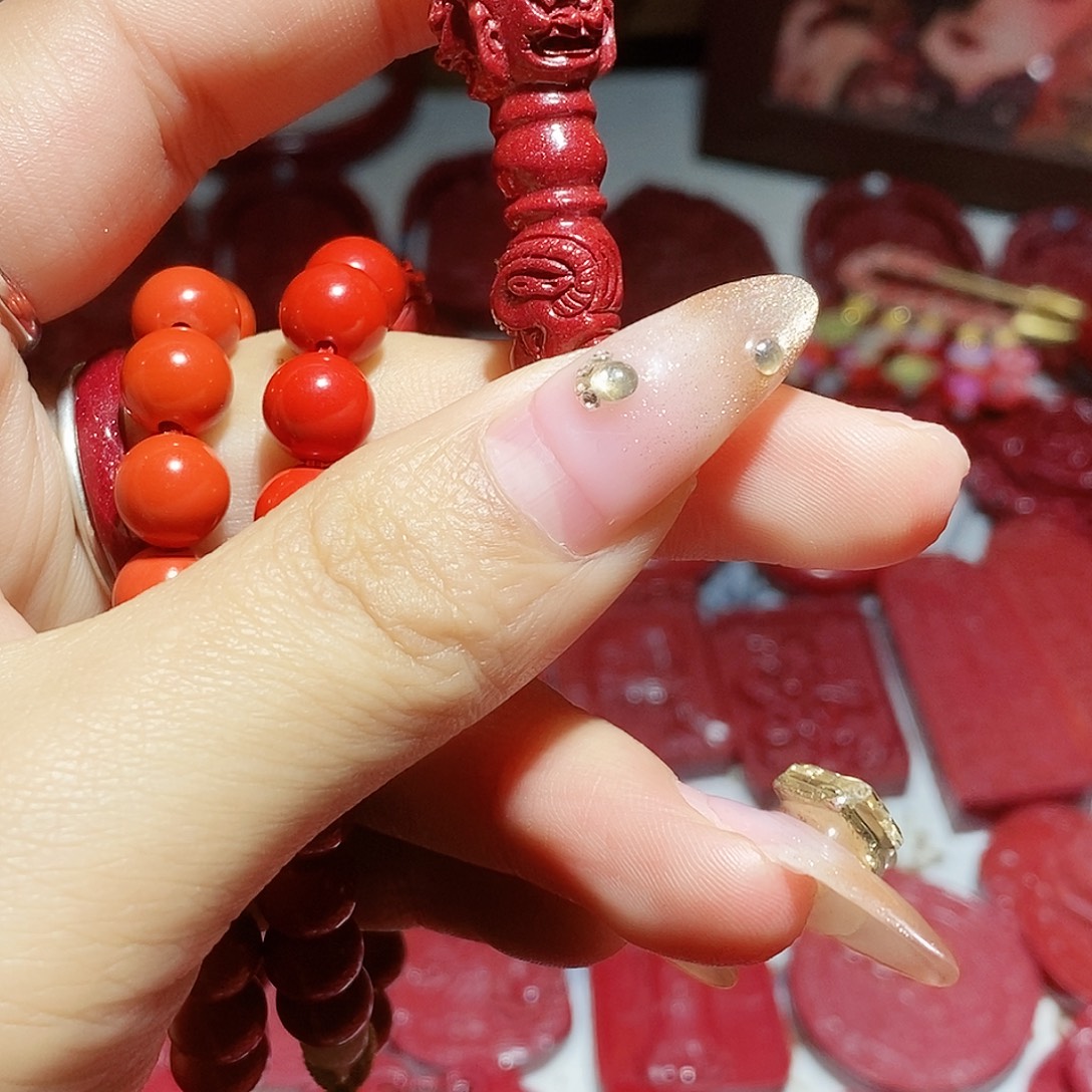 天然辰砂大号金刚